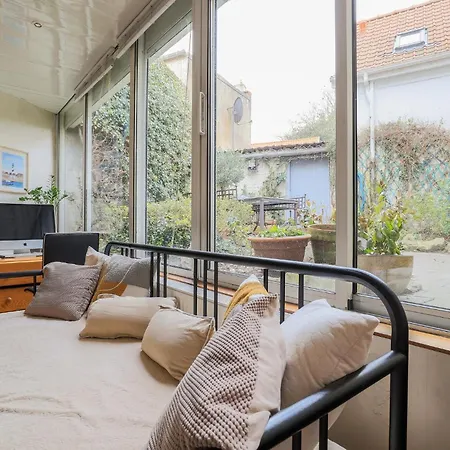 2 Bedroom Cozy In *